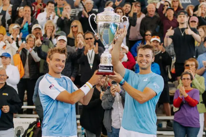 Mixed Doubles Fight to CIBC Finals