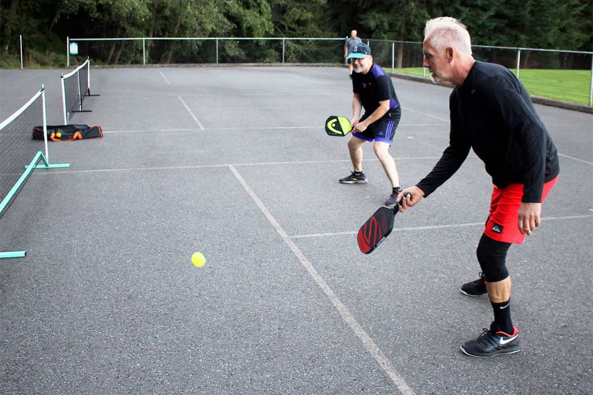 Whidbey Island Pickleball Enthusiasts Gears Up (1)