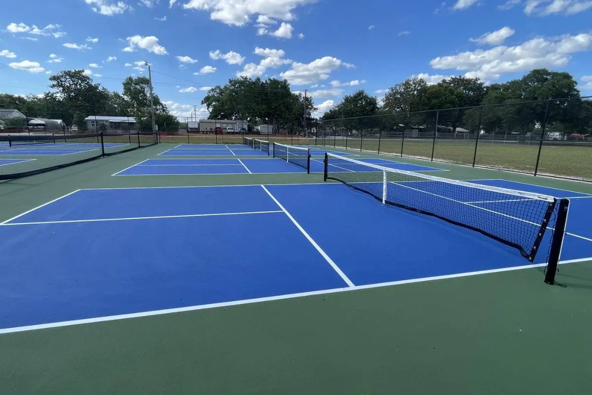 Hybrid Pickleball Courts In Northport