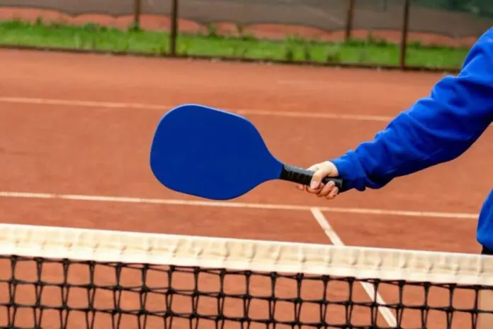 Master the Pickleball Forehand Roll