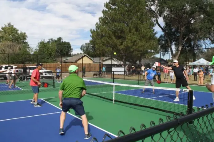 New Pickleball Courts Open at Deerwood Park