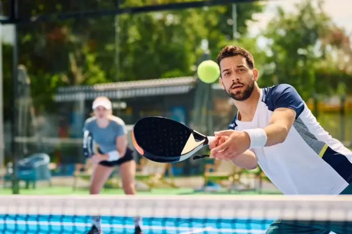 Gulfport Kiwanis Club Hosts Exciting Pickleball Tournament 1