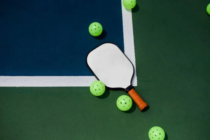 How Pickleball Boosts Team Dynamics