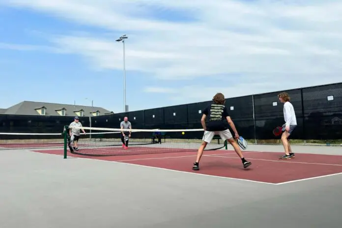 Top Pickleball Courts Near UT Austin