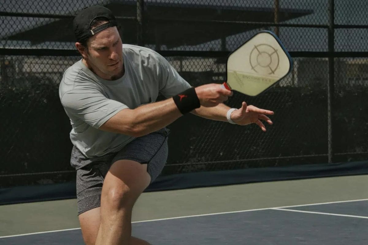 Master the Pickleball Forehand Roll