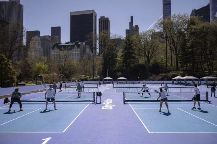 Bayside Pickleball Club to Host Alzheimer’s Fundraiser Bayside Pickleball Club to Host Alzheimer's Fundraiser