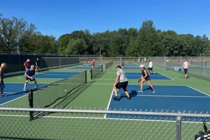 New Pickleball Courts in Carlton