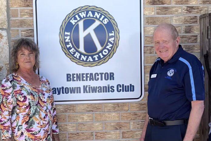Kiwanis Club Picks Pickleball Fundraiser