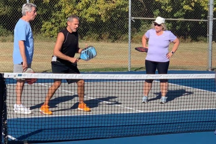 Essential Tips to Avoid Pickleball Injuries 1