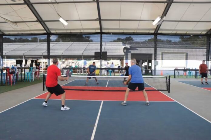 Indoor Pickleball Play Kicks Off in Owensboro
