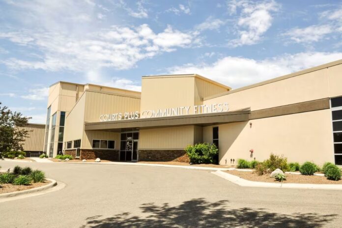 TNT Thanksgiving and Pickleball