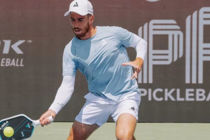 Will Federico Staksrud Dominate Hunter Johnson in the Semifinals