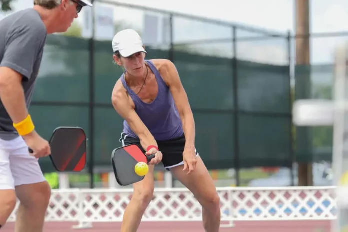 Bangers vs Soft Players in Pickleball Bangers vs Soft Players in Pickleball