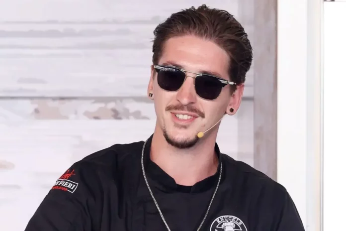 Fans React to Hunter Fieri's Costume Disaster Fans React to Hunter Fieri's Costume Disaster