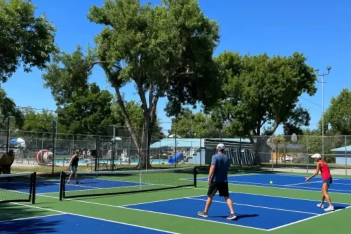 Pickleball Thrives in Huntingburg