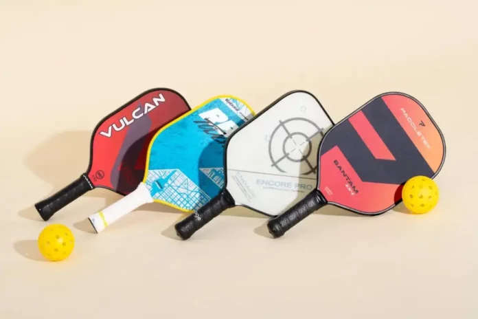 Choosing the Right Pickleball Paddle