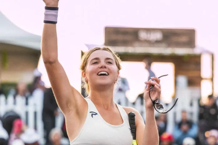 Anna Leigh Waters' Journey to Glory