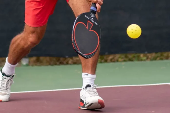 How to Hit the Perfect Dink Shot in Pickleball How to Hit the Perfect Dink Shot in Pickleball