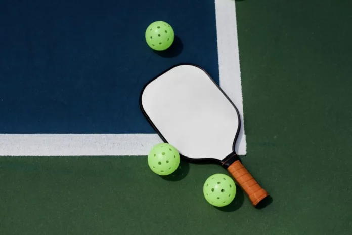 La Puente's Cosmic Pickleball