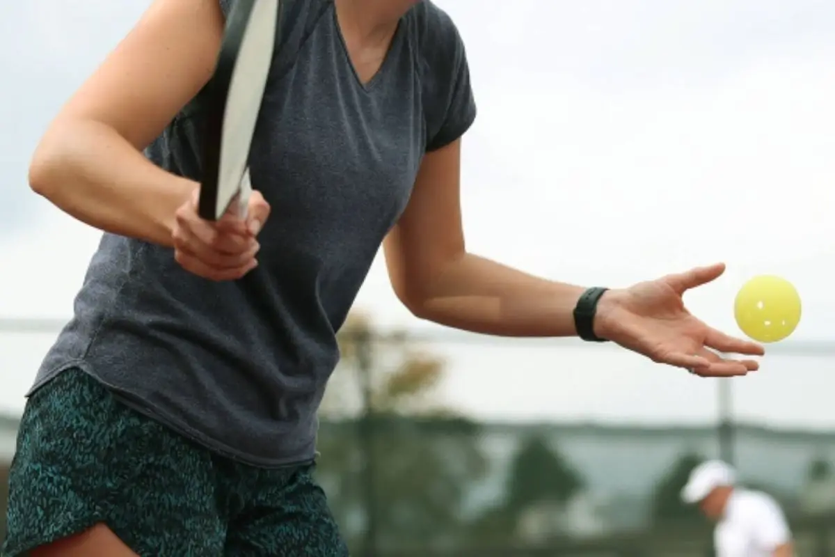 Roscoe Bellamy’s Screwball Serve