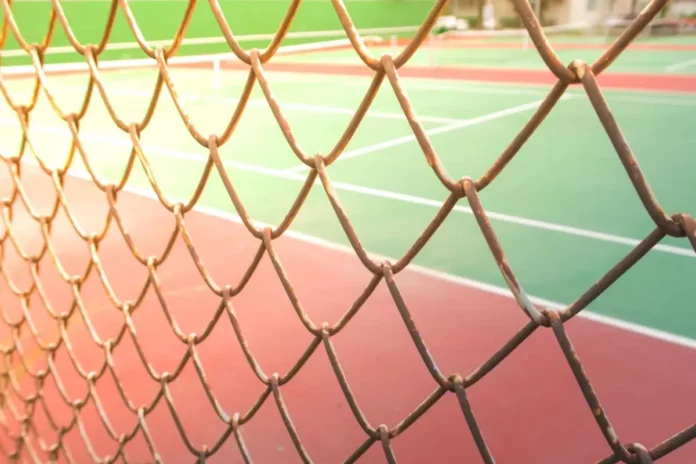 Best Fencing Options for Pickleball Courts