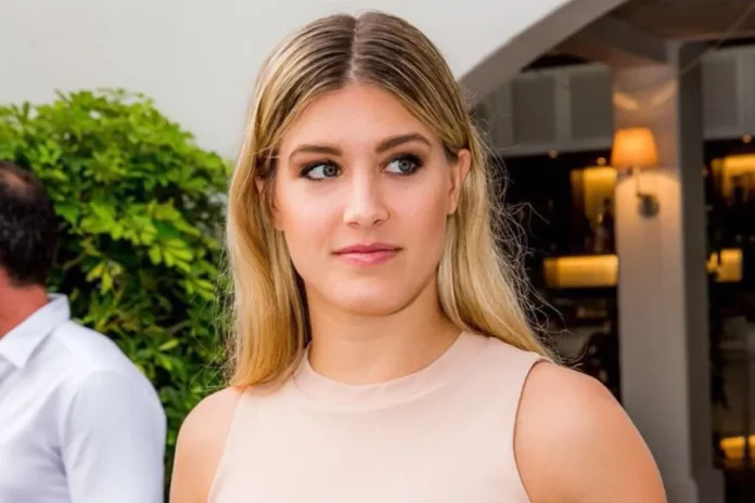imgonline-com-ua-dexifCV9dVwyLlUxs Genie Bouchard's Christmas in the Bahamas