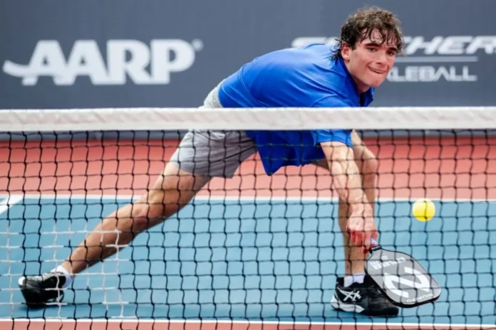 Brandon Riddle Shines in Men's Singles