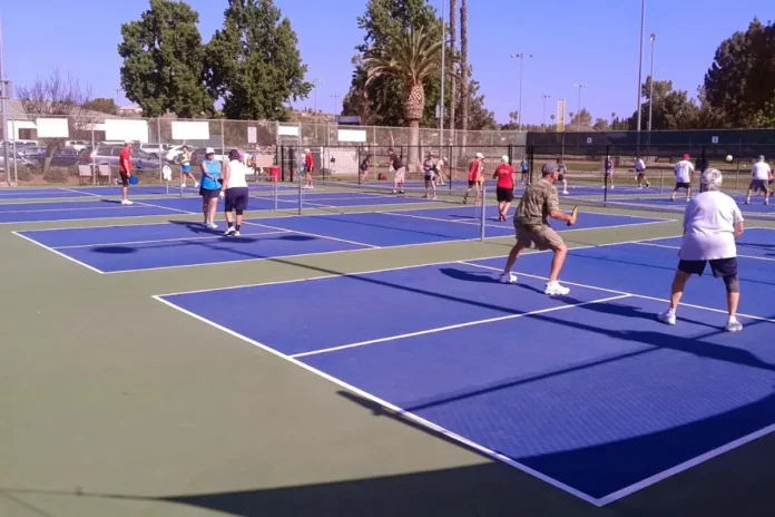 Beginner Pickleball Clinic at Encinitas Community Center