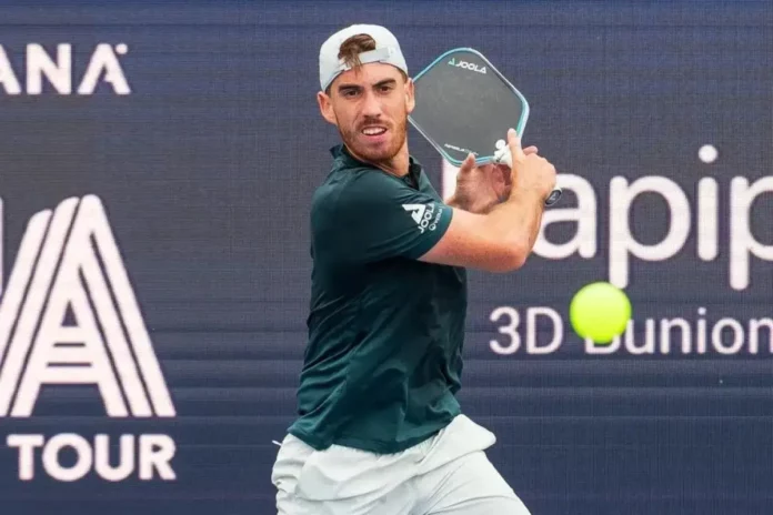 Federico Staksrud Faces Jaume Martinez Vich