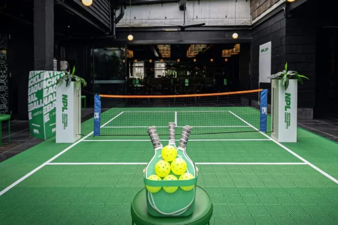 Pop-Up Pickleball Courts