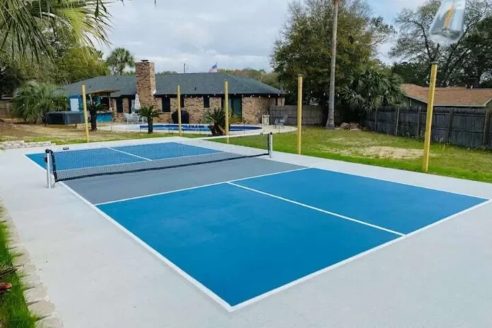 Private Pickleball Court Awaits in Pensacola