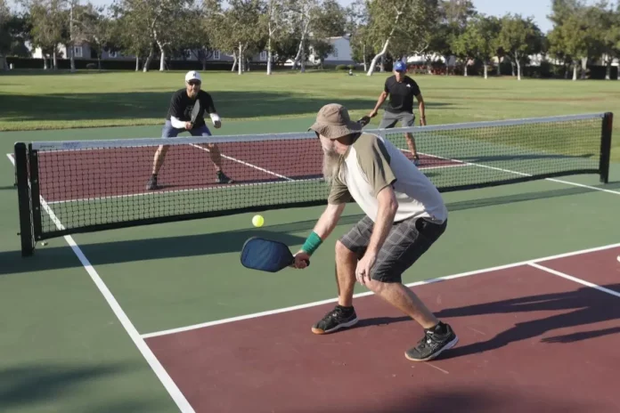 6 Expert Doubles Strategies for Pickleball Success 6 Expert Doubles Strategies for Pickleball Success