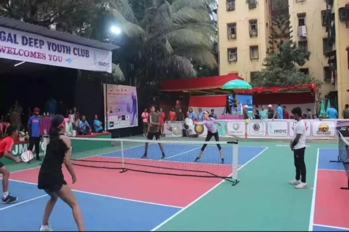 Entertainment Pickleball League