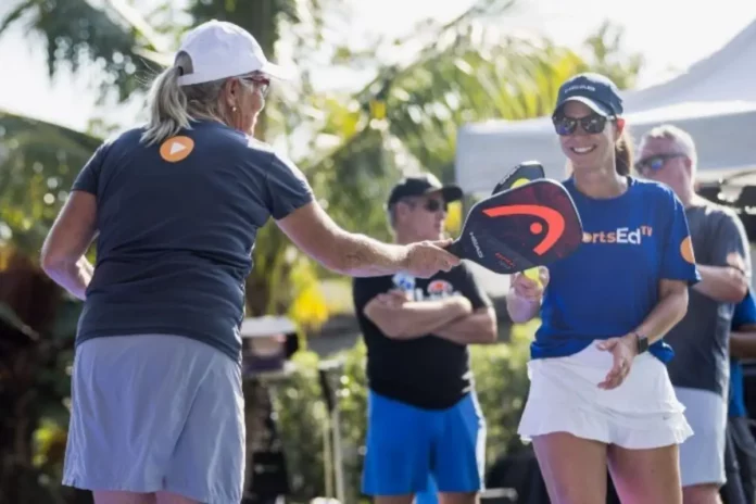 How Pickleball Promotes Social Connections