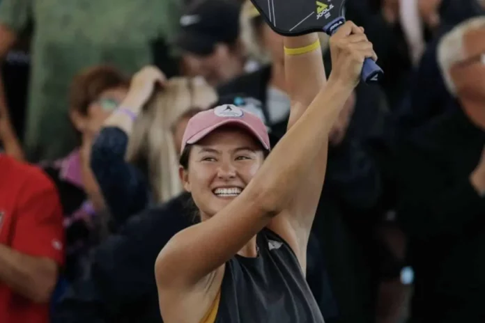 Anna Bright's Topspin Lob Tutorial