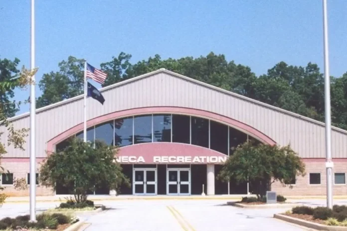 Pickleball Debuts at Shaver Rec Center
