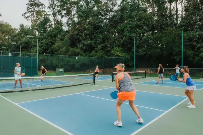 Cathy Hardy and Mollie Willett