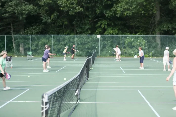 Hingham Pickleball Court Proposal