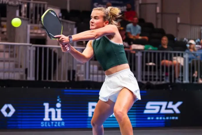 Kate Fahey Holds Off Salome Devidze