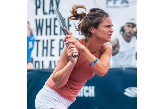 Lea Jansen Dominates Zoey Chao Yi Wang