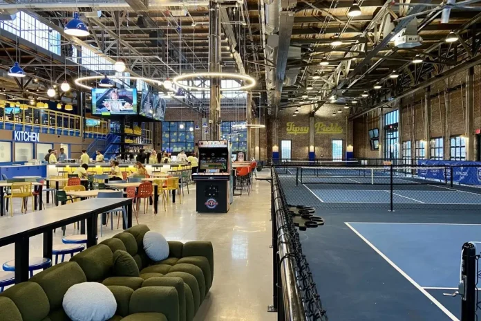 Massive Pickleball Club