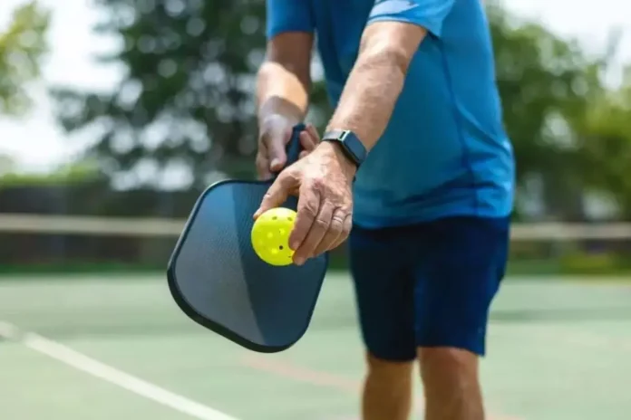 Pickleball Legal Serve Technique