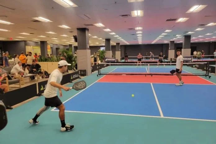 Pickleball Sparks Downtown Honolulu