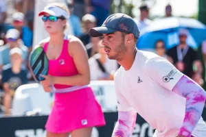 Anna Leigh Waters and Ben Johns Get Sweet Revenge, Dominate Mixed Doubles Final at PPA Championship