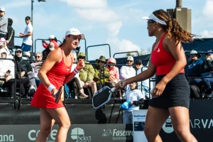 Underdogs Rise: Etta Tuionetoa and Lacy Schneemann Set for High-Stakes PPA Tour Final Against Callie Smith and Jessie Irvine