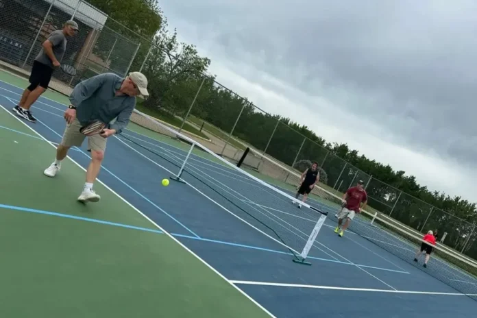Lacombe Pickleball Free Try-It Night