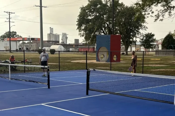 Pickleball Community in Clay Center
