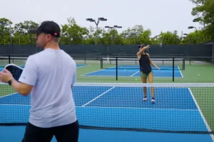 Outsmart the Smash: Pro Secrets to Turning Pickleball Defense into Instant Offense