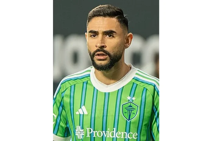 Image of Alex Roldan