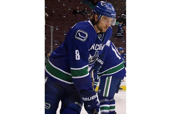 Image of Chris Tanev